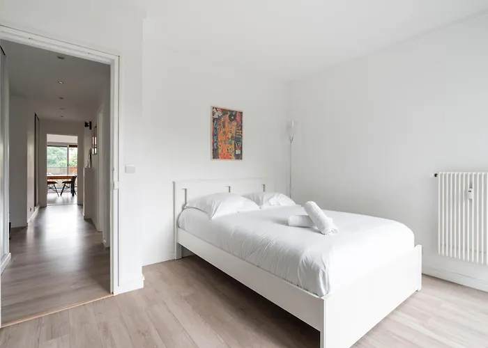 Le Grand Blanqui - Face Rer B - Free Parking Apartman *